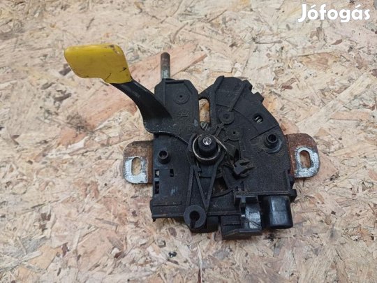 Ford Mondeo MK4 (2006-2014)  Motorháztető Zár