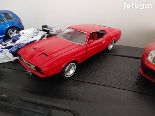 Ford Mustang Spotsroof 1971 modell