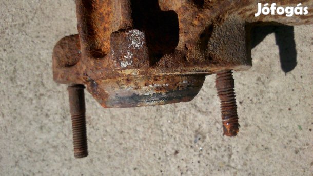 Ford Mustang V8 kipufogó leömlő