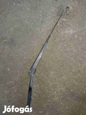 Ford Puma Jobb Első Ablaktörlő Kar