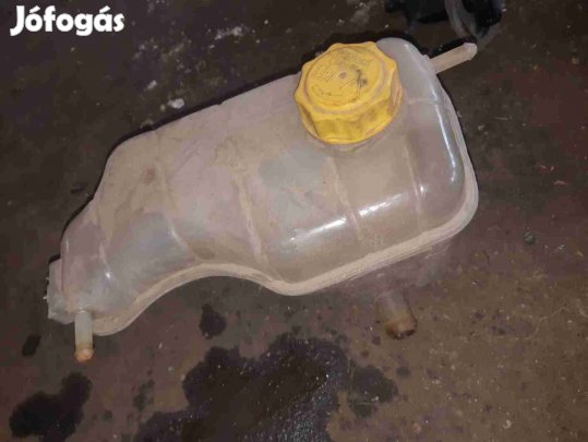 Ford Puma Kiegyenlítő Tartály