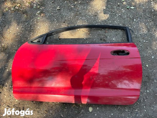 Ford Puma bal első ajtó piros