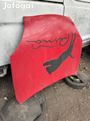 Ford Puma motorháztető géptető piros 