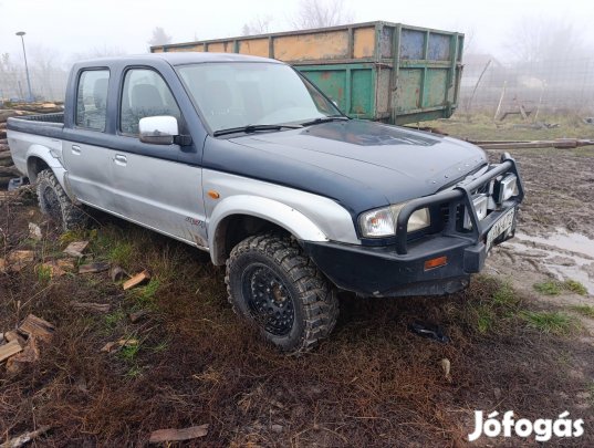Ford Ranger és Mazda B2500 bontott alkatrészek eladók. 
