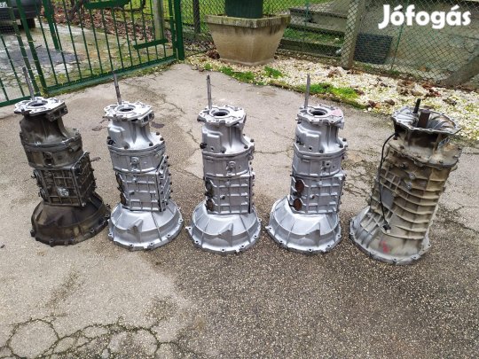 Ford Ranger és Mazda B2500 bontott váltó.