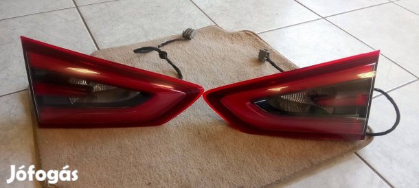 Ford S-Max MK2 hátsó belső lámpa eladó