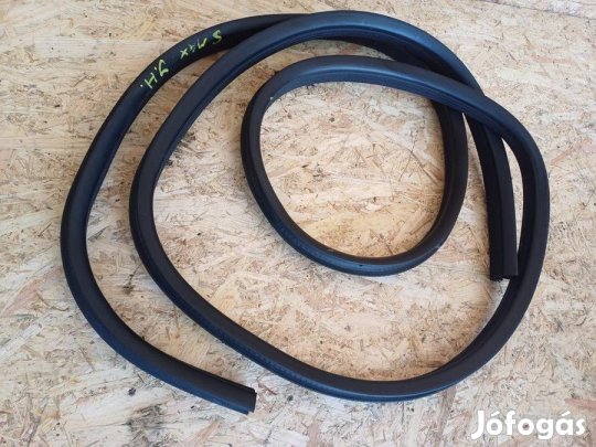 Ford S Max (2006-2014) Jobb Hátsó Ajtókéder Gumi