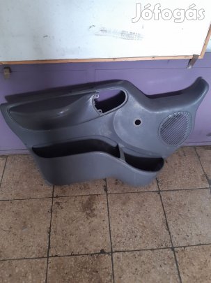 Ford Transit 00-06 Bal Első Ajtókárpit
