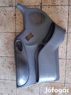 Ford Transit 00-06 Bal Első Ajtókárpit