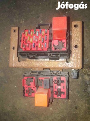 Ford Transit 00-06 Biztosítéktábla / Relé Tábla