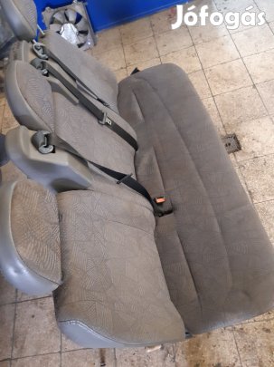 Ford Transit 00-06 Hátsó Ülés Középső Sor