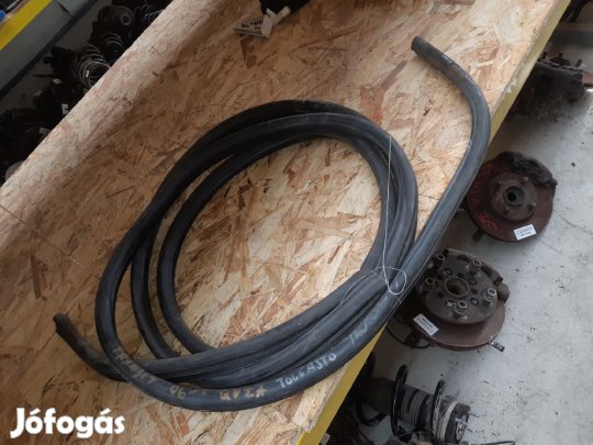 Ford Transit 00-06 Jobb Tolóajtó Gumikéder