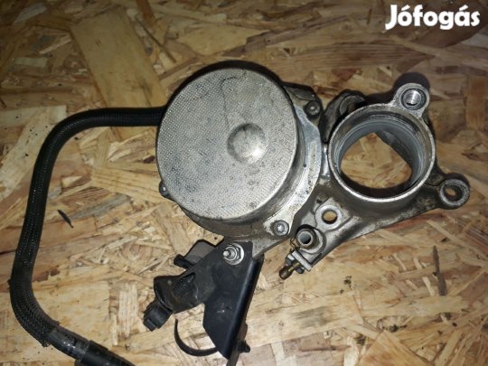 Ford Transit 00-06 Vákumpumpa