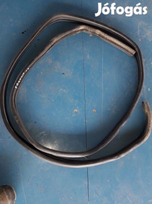 Ford Transit 06-13 Bal Első Ajtó Gumikéder