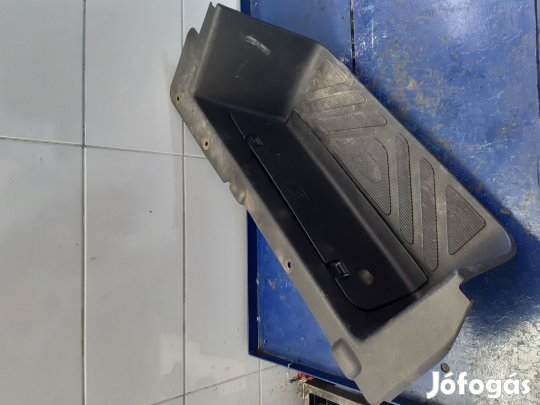 Ford Transit 06-13 Bal Első Belső Küszöb Burkolat