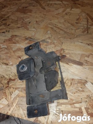 Ford Transit 06-13 Motorháztető Zárszerkezet