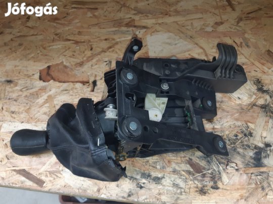 Ford Transit 06-13 Váltó Kulissza