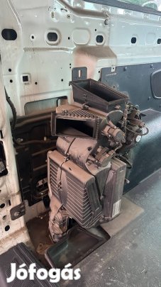 Ford Transit 2015 L2H2 Komplett hátsó hűtő, fűtő egység burkolattal