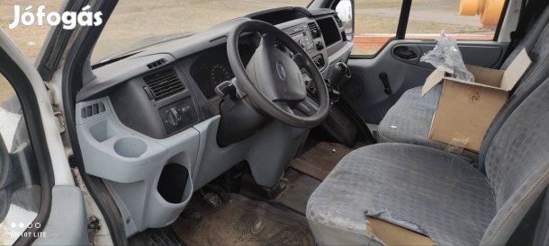 Ford Transit 2,2-es eladó 