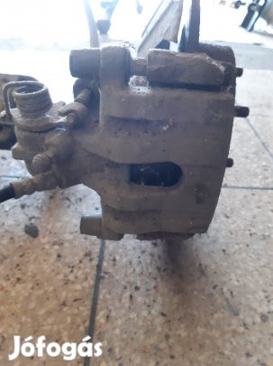 Ford Transit Connect Jobb Hátsó Féknyereg