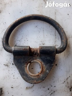 Ford Transit Connect Rakományrögzítő Fül