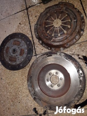 Ford Transit Courier Kuplung Szett + Egytömegű Lendkerék