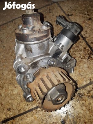 Ford Transit Courier Magasnyomású Szivattyú