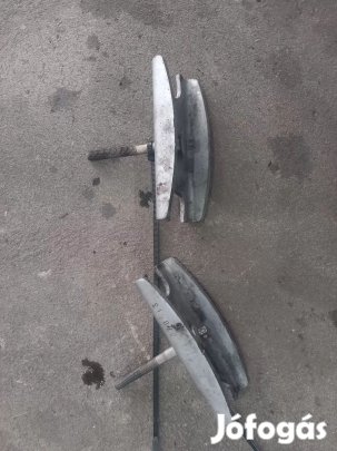 Ford Transit Custom MK7 MK8 12- Porlasztó lefogató lemez csavar 0884