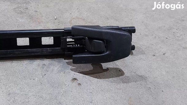 Ford Transit Custom MK8 12- Első biztonsági öv magasság állító 8435