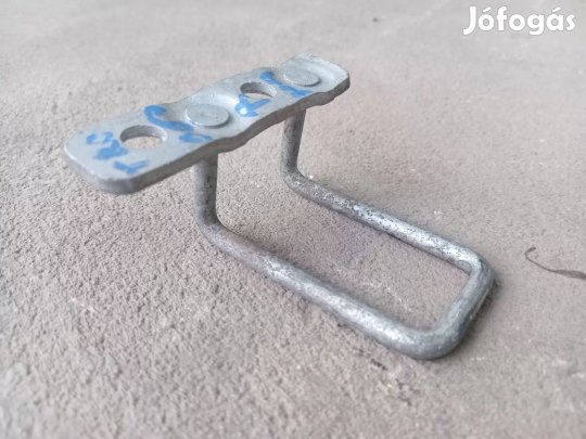 Ford Transit Tranzit 00- Hátsó ajtózárszerkezet fogadó ellen db 7681