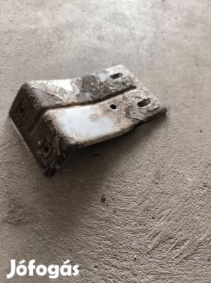 Ford Transit Tranzit MK6 00- Homlokfal lámpakeret tartó lemez 3907