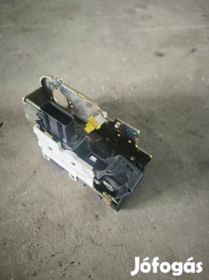 Ford Transit Tranzit MK6 MK7 00- Ajtó zárszerkezet zár szerkezet 4699