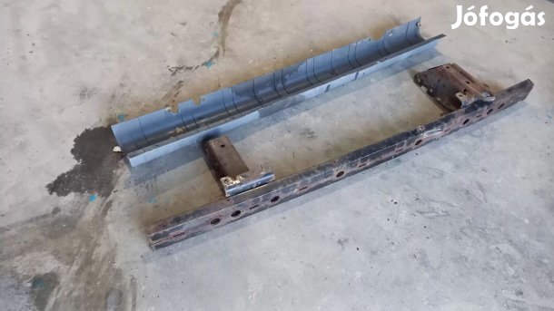 Ford Transit Tranzit MK6 MK7 Hátsó lökhárító merevítő burkolat 4620