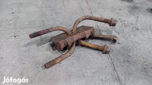 Ford Transit Tranzit MK7 06 Hátsó laprugó lap cuppánt csavar 4860