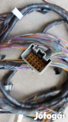 Ford Transit Tranzit MK7 06 Komplett utastér fülke hátsó klíma 6940