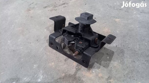 Ford Transit Tranzit MK7 06 Motorháztető géptető zárszerkezet zár 4502