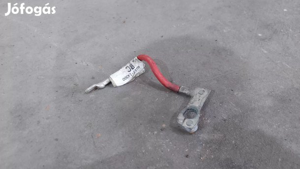 Ford Transit Tranzit MK7 06- Akksi pozitív kábel csatlakozó saru 6521