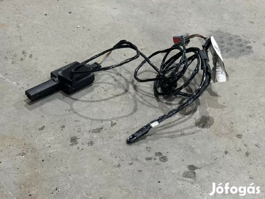 Ford Transit Tranzit MK7 06- Rádió jelerősítő doboz csatlakozó 8525