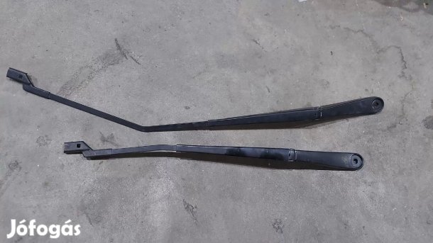 Ford Transit Tranzit MK8 14- Első ablaktörlőkar kar lapát karok 9927