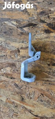 Ford Transit Tranzit MK8 14- Első ajtózsanér zsanér tartó 0096