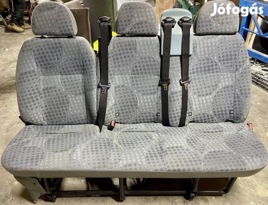 Ford Transit üléssor