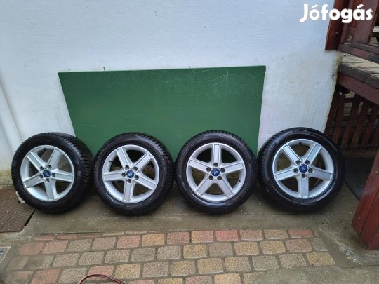 Ford felni téli gumival