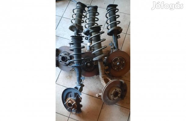 Ford focus gólyaláb rugóval csonkállvánnyal 25000.-2011-2018