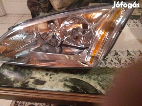 Ford fókusz balelső fényszóró