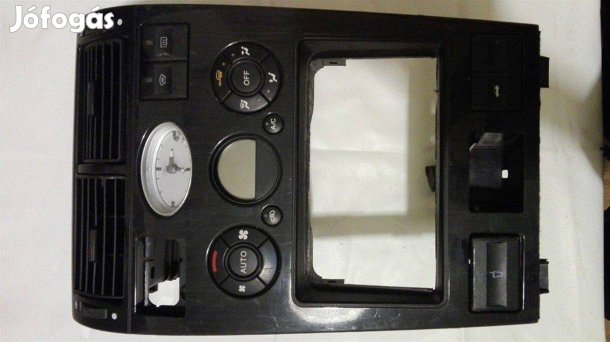 Ford műszerfal középkonzolok eladók