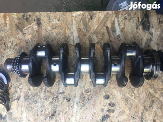 Ford ranger 2,2 TDCI alapméretes főtengely hibátlan azonnal beépíthet