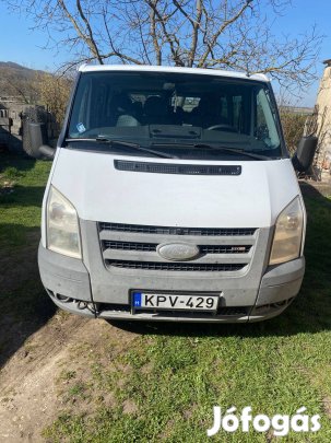 Ford transit kisbusz