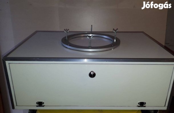 Forgatható állvány tartó talp ,kisszekrény