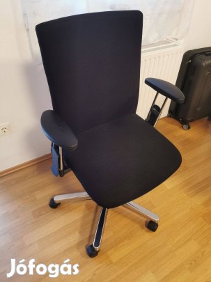 Forgó irodai szék