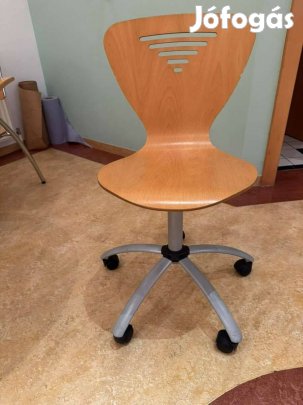 Forgószék, állítható magasságú. több darab, 5.990/db